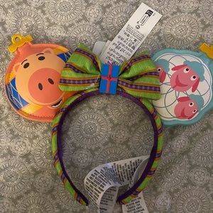 Toy Story Holiday Ear Headband for Adults From Disney parks✨🎄♥️💚
